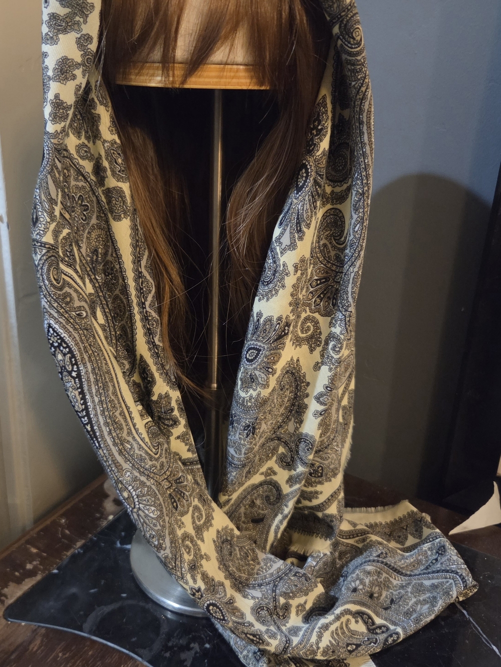 Beautiful Paisley Jacquard Silk Wrap/Scarf in Black & Cream 48"x44" Italian Made